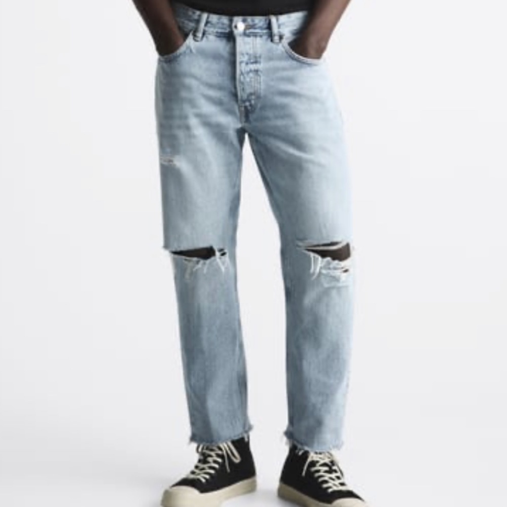NWT Zara Men’s Denim Jeans Baggy High rise Light wash Blue 38 X 32
